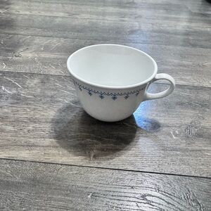 Corelle‎ Blue Garland Snowflake Coffee Cup